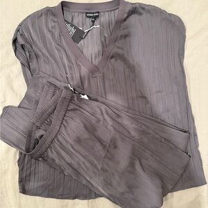 Vossen V-Neck Gray Women's Lounge Set